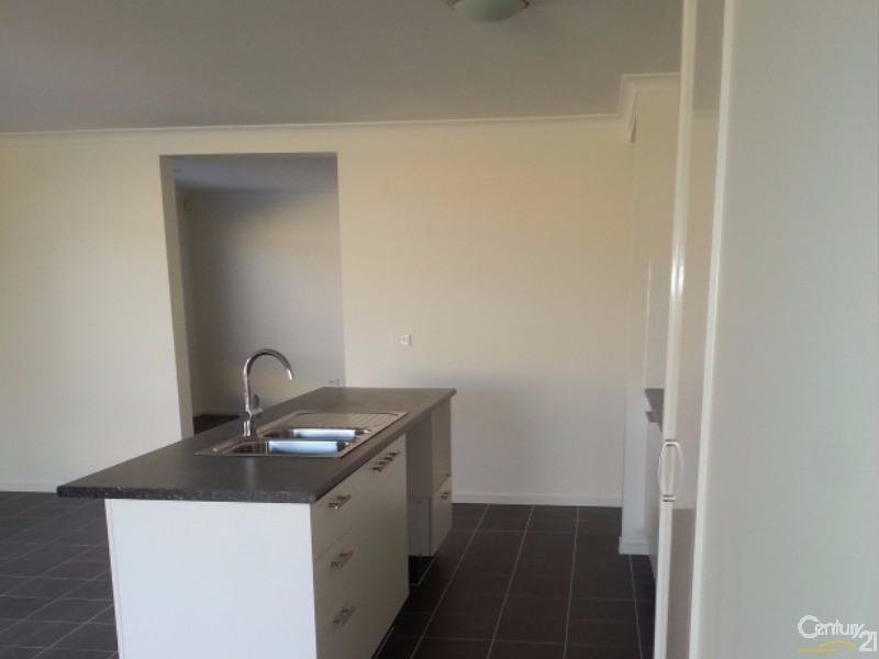 49 Waves Drive, Point Cook VIC 3030