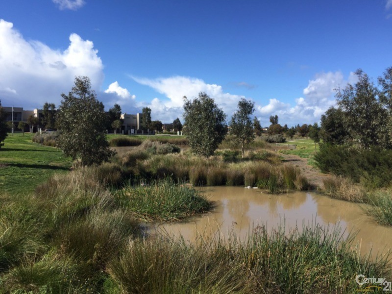 14 Kirami Avenue, Point Cook VIC 3030