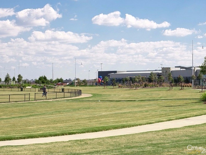 12 Kirami Avenue, Point Cook VIC 3030