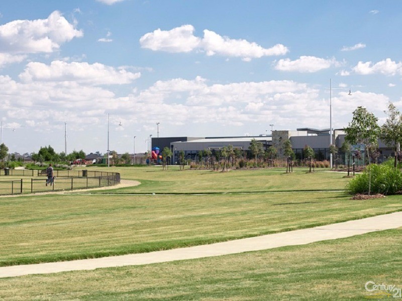 41 Pottery Avenue, Point Cook VIC 3030