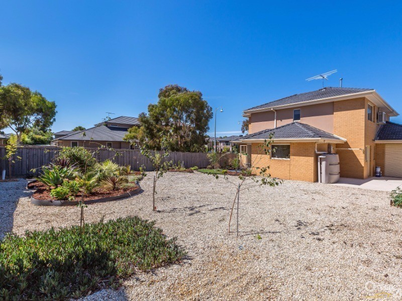20 The Esplanade, Sanctuary Lakes VIC 3030