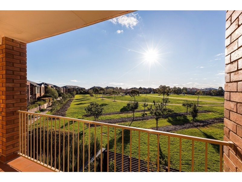 33 Lincoln Heath Boulevard, Point Cook VIC 3030