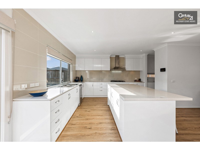 4 Halycon Street, Point Cook VIC 3030