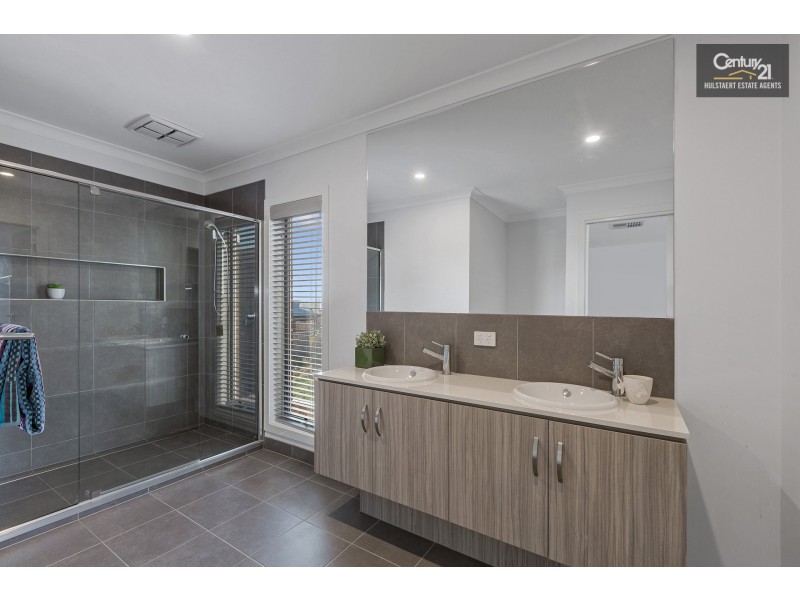 4 Halycon Street, Point Cook VIC 3030