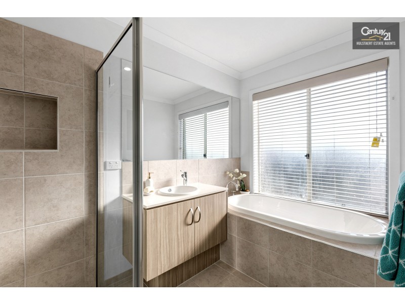 4 Halycon Street, Point Cook VIC 3030