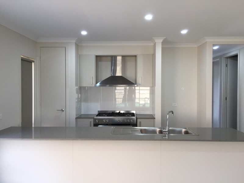 6 Osmund Crescent, Point Cook VIC 3030