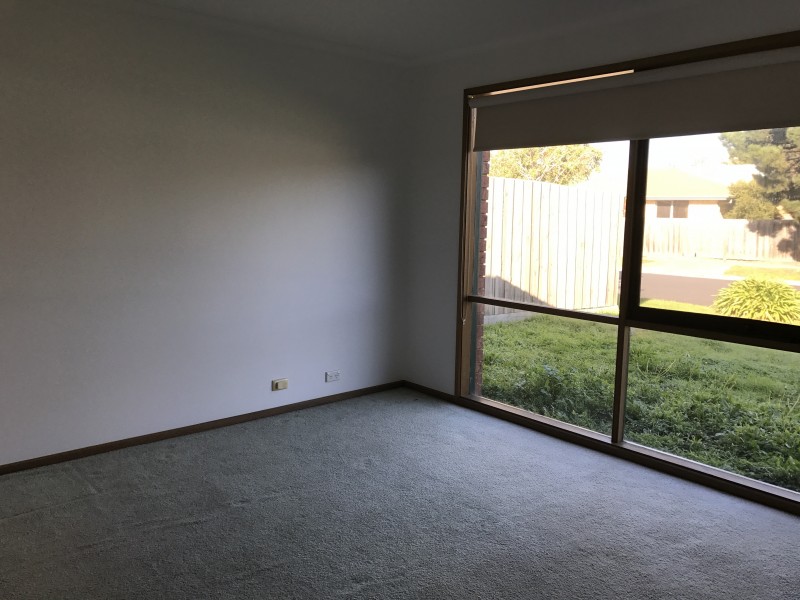 2 Kathleen Crescent, Hoppers Crossing VIC 3029