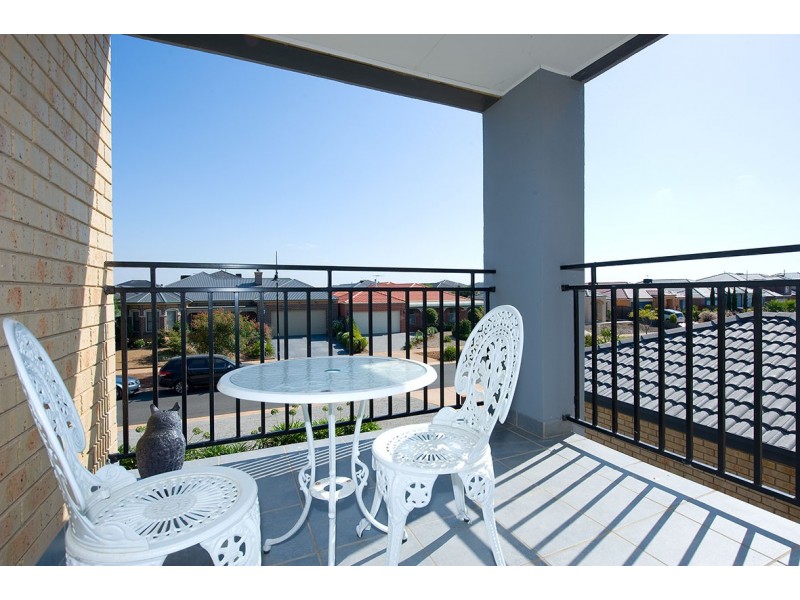 21 Helpmann Avenue, Point Cook VIC 3030