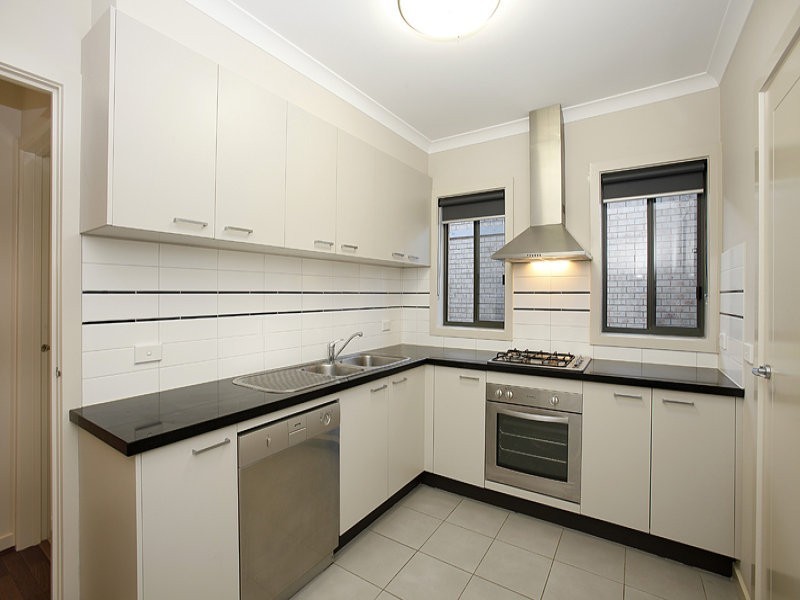 19 Manhattan Close, Point Cook VIC 3030