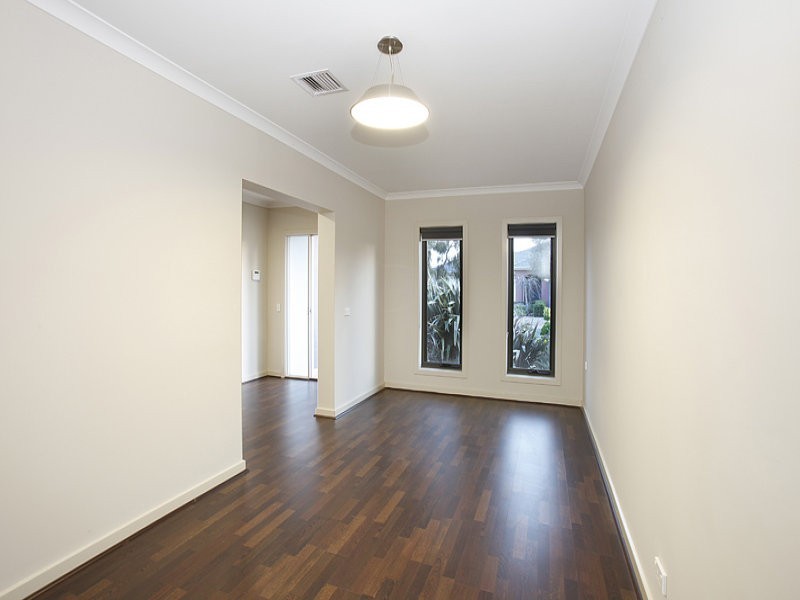 19 Manhattan Close, Point Cook VIC 3030