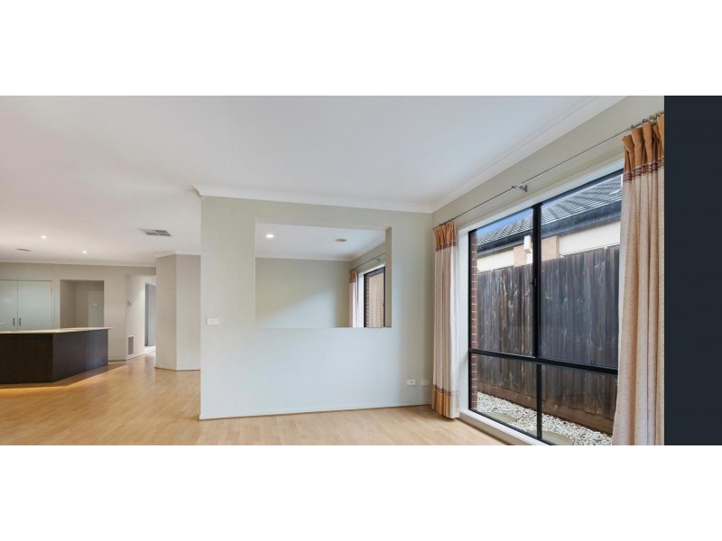 5 Pinoak Street, Point Cook VIC 3030