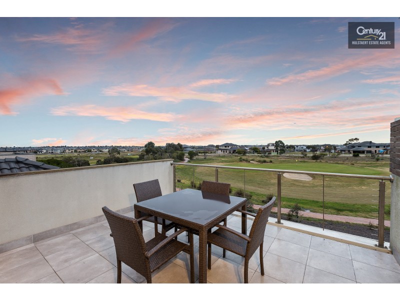 47 Vaucluse Boulevard, Sanctuary Lakes VIC 3030