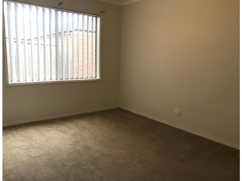 48 Cootamundra Circuit, Melton West VIC 3337