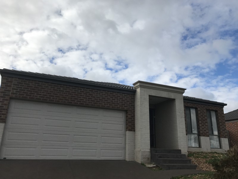 48 Cootamundra Circuit, Melton West VIC 3337