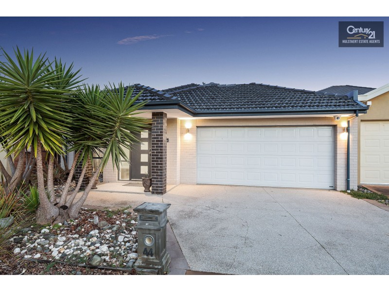 44 Times Square, Sanctuary Lakes VIC 3030