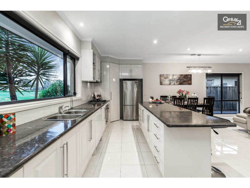 44 Times Square, Sanctuary Lakes VIC 3030