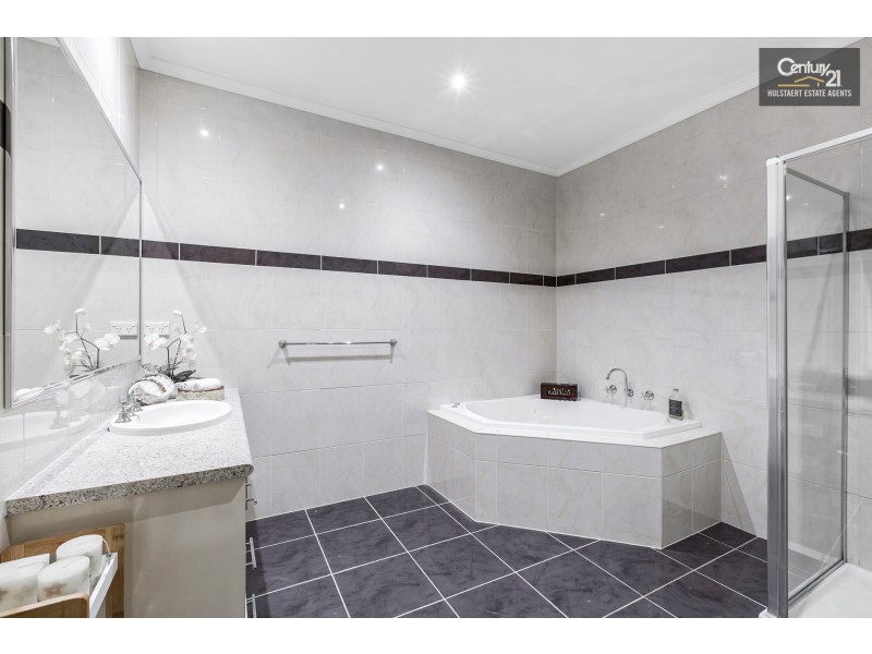 44 Times Square, Sanctuary Lakes VIC 3030