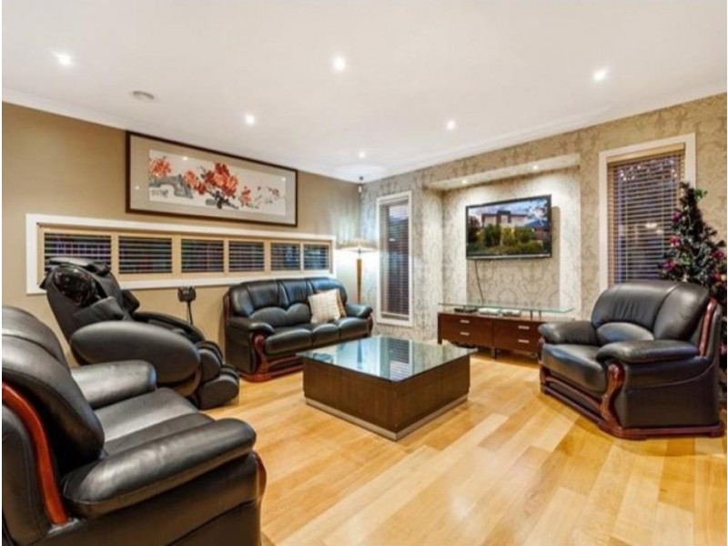 3 Eagles Nest Way, Point Cook VIC 3030