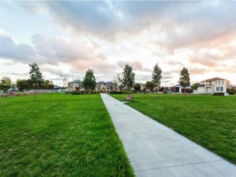 3 Eagles Nest Way, Point Cook VIC 3030