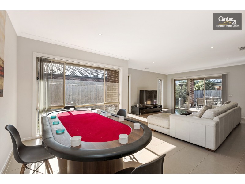 16 Campaspe Way, Point Cook VIC 3030