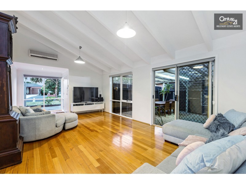 2 Royal Court, Seabrook VIC 3028