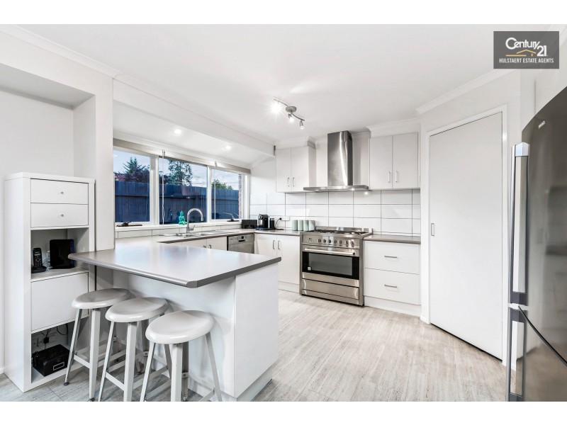 2 Royal Court, Seabrook VIC 3028