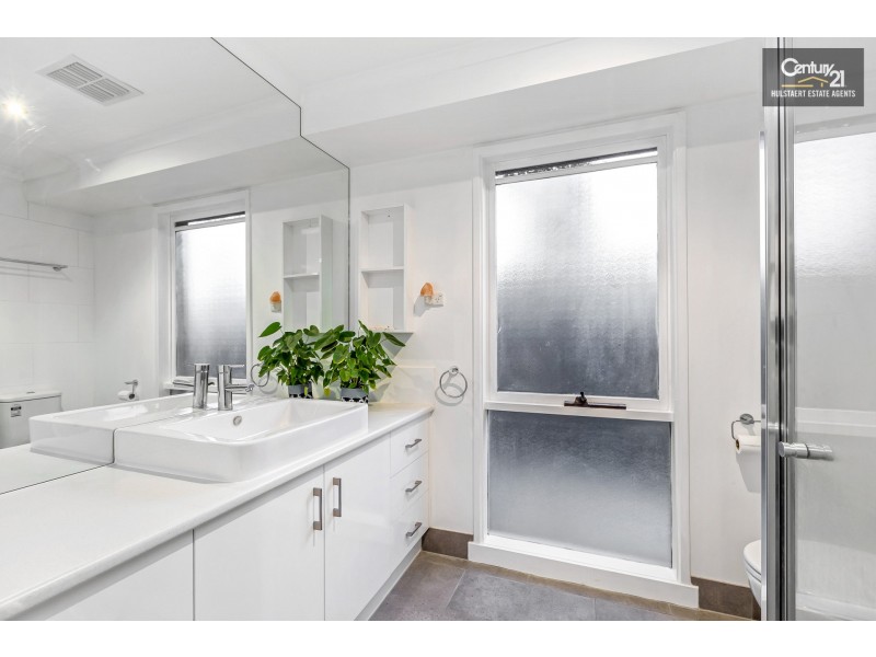 2 Royal Court, Seabrook VIC 3028