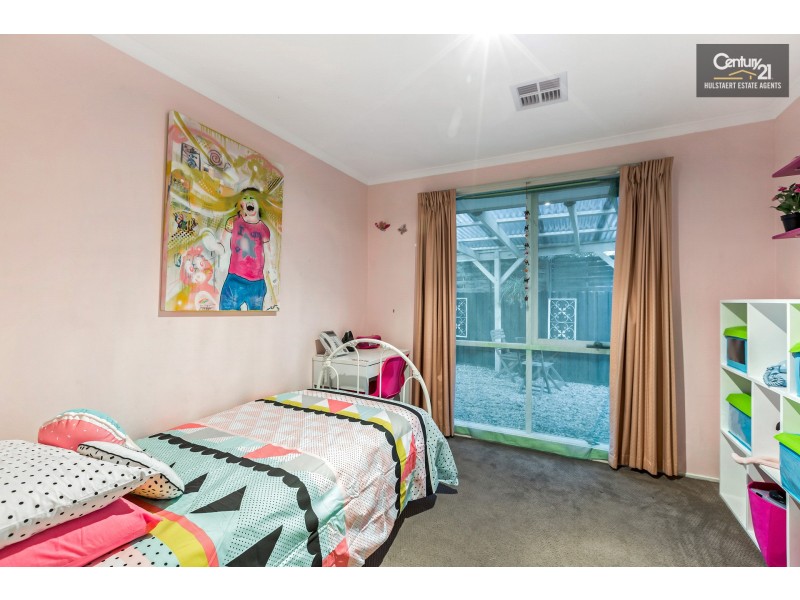 2 Royal Court, Seabrook VIC 3028