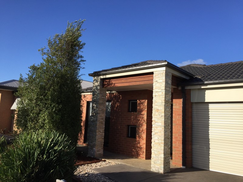 15 Cloudy Crescent, Point Cook VIC 3030