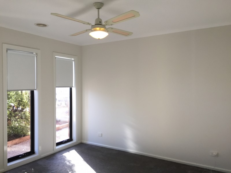 15 Cloudy Crescent, Point Cook VIC 3030