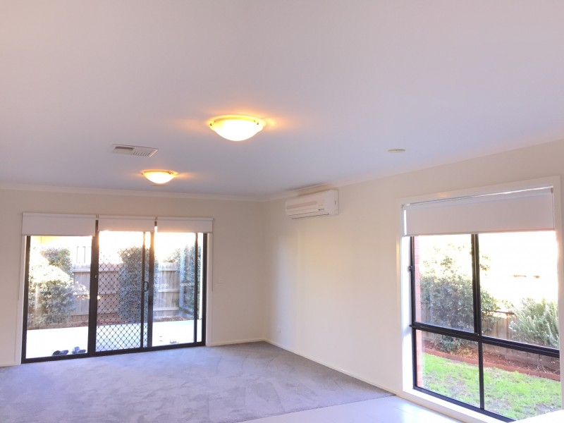 15 Cloudy Crescent, Point Cook VIC 3030