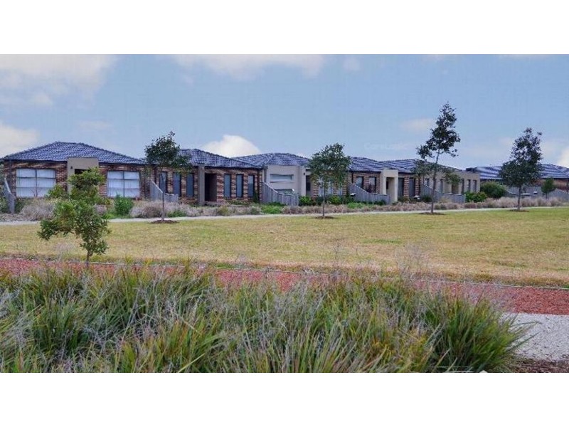 4  Earlsferry Lane, Deer Park VIC 3023