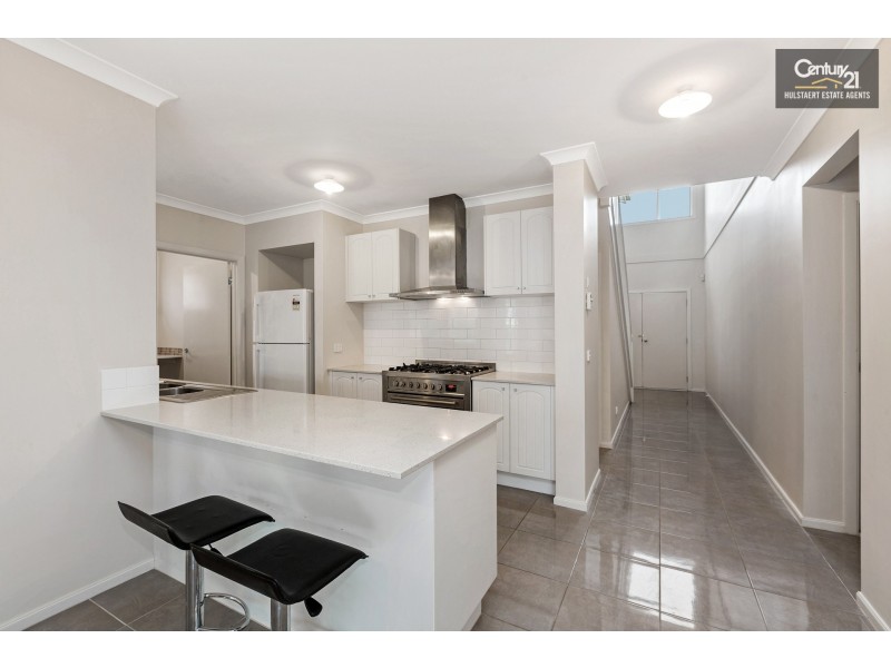 37 Sanctuary Lakes East Boulevard, Point Cook VIC 3030