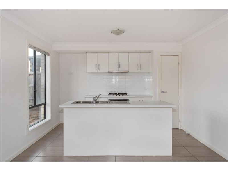 20 Seagrass Crescent, Point Cook VIC 3030