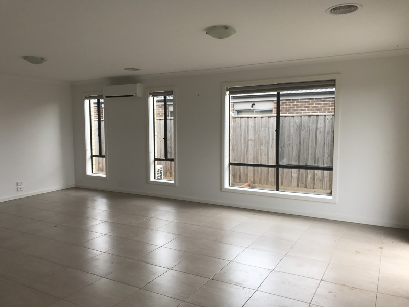 20 Seagrass Crescent, Point Cook VIC 3030