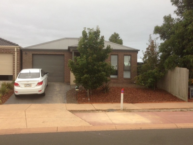 58a Tom Roberts Parade, Point Cook VIC 3030