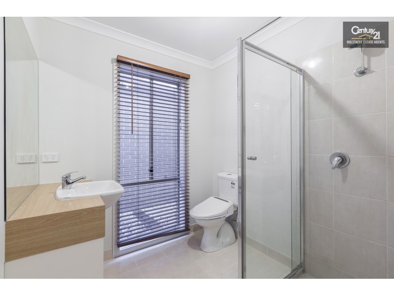 10 Anglers Avenue, Point Cook VIC 3030