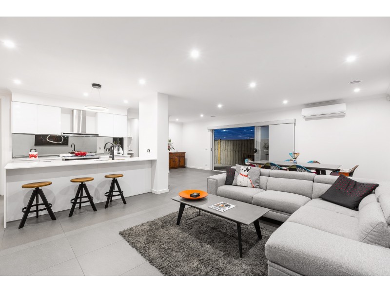 31 Masthead Way, Wyndham Harbour, Werribee South VIC 3030