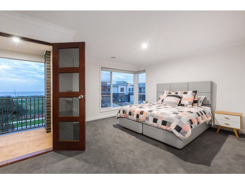 31 Masthead Way, Wyndham Harbour, Werribee South VIC 3030