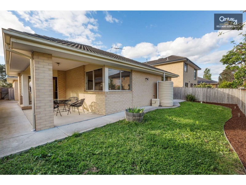 19 Lincoln Park Close, Sanctuary Lakes VIC 3030
