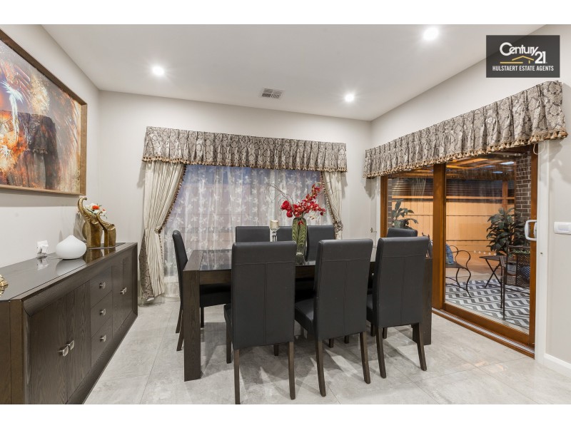 209 Featherbrook Drive, Point Cook VIC 3030