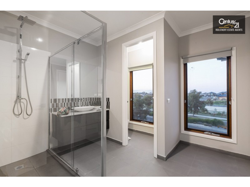 209 Featherbrook Drive, Point Cook VIC 3030