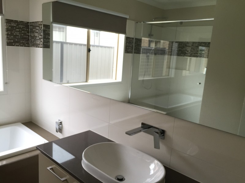 27 Elland Circuit, Truganina VIC 3029