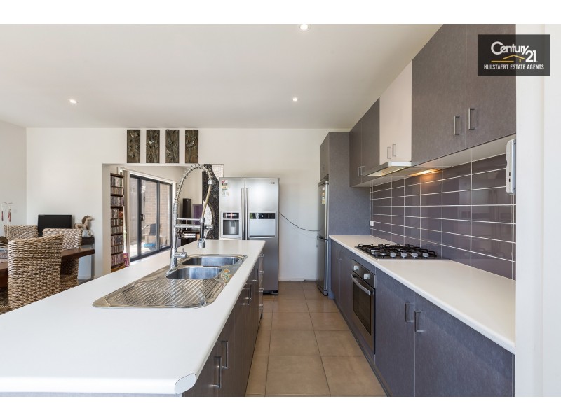 2/107 Westmeadows Lane, Truganina VIC 3029