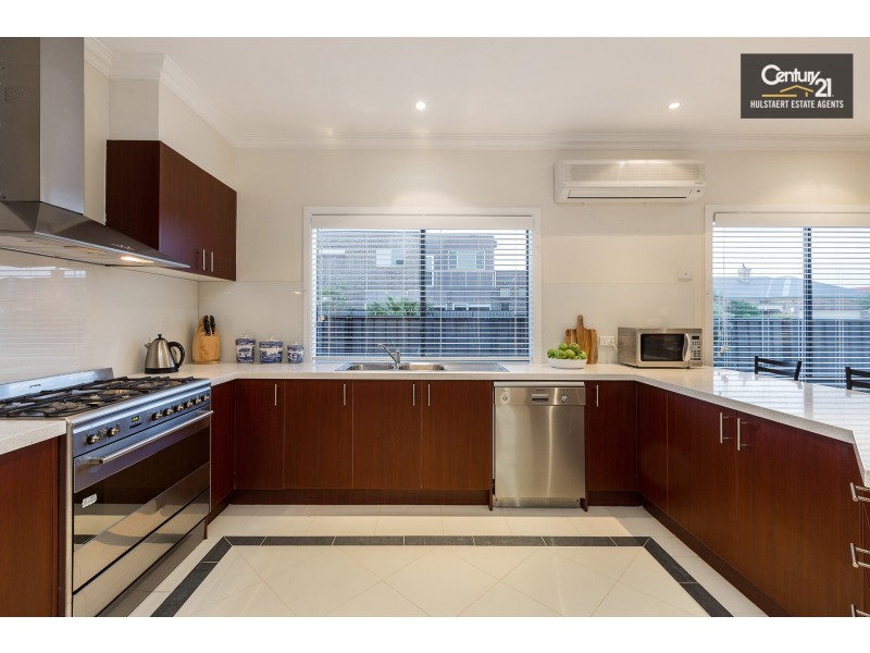 14 Moncrieff Parade, Point Cook VIC 3030