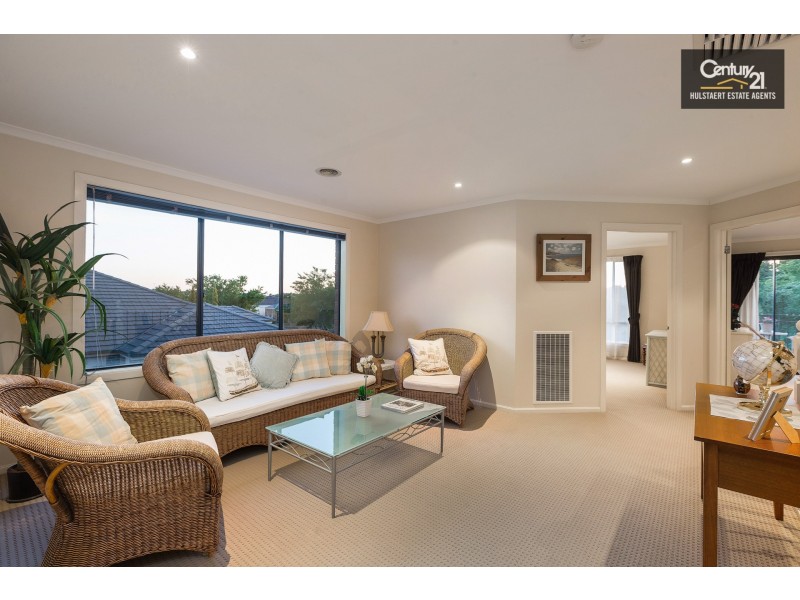 14 Moncrieff Parade, Point Cook VIC 3030