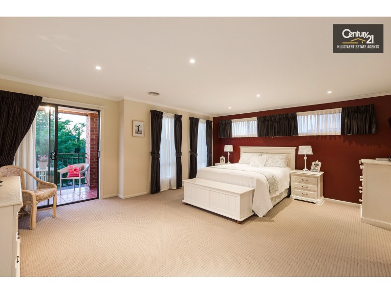 14 Moncrieff Parade, Point Cook VIC 3030