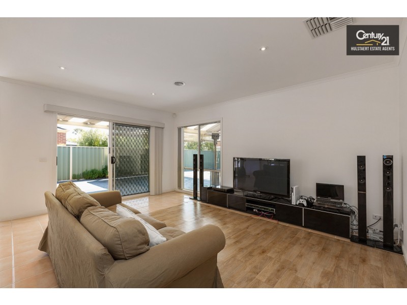 14 Lambeth Court, Point Cook VIC 3030