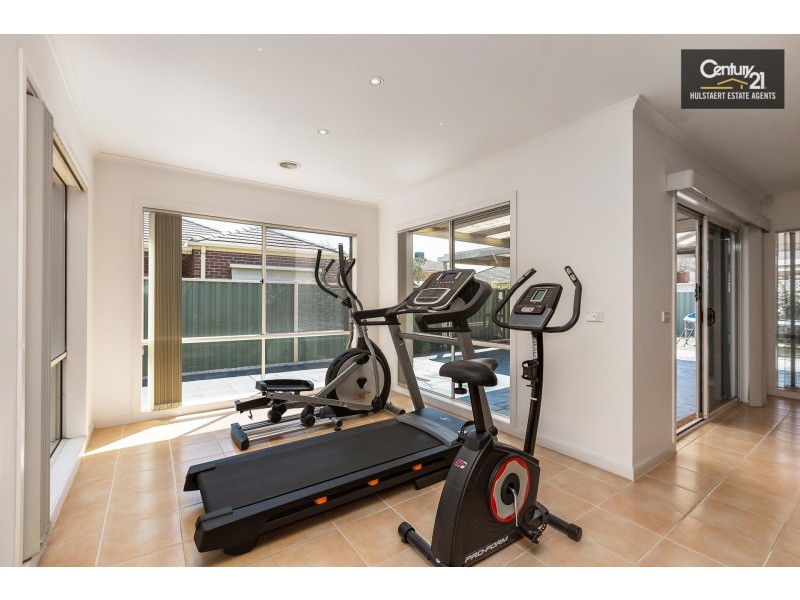 14 Lambeth Court, Point Cook VIC 3030