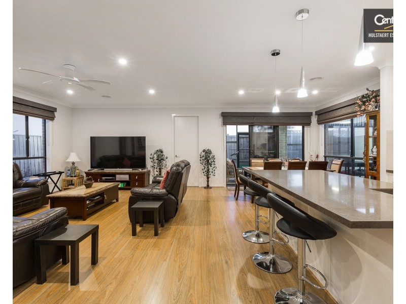 205 Featherbrook Drive, Point Cook VIC 3030